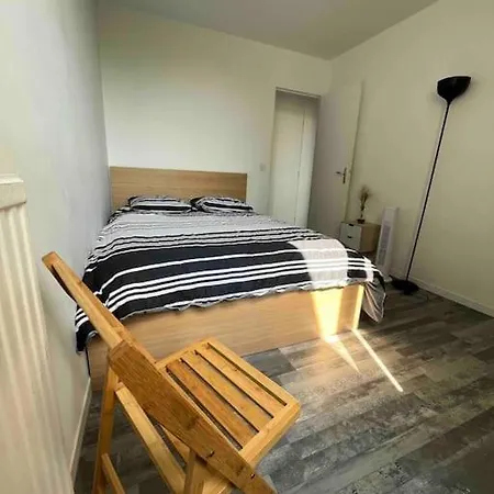 Apartment Paris-la Defense A 2 Pas - Bel Lumineux